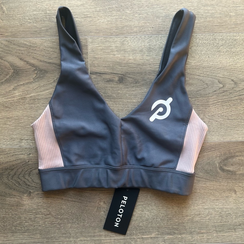 NWT Peloton Color Block V Sports Bra